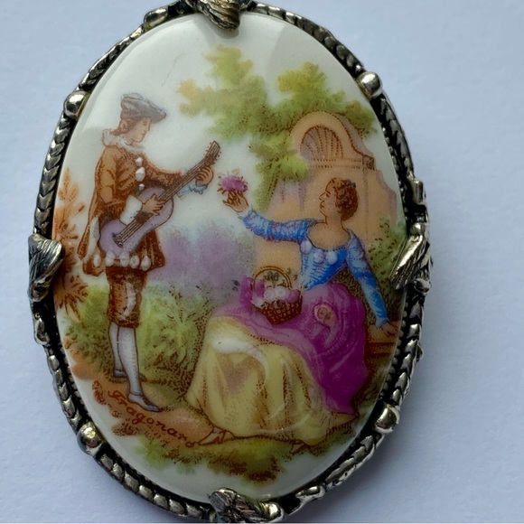 Antique Limoge Porcelain Brooch - Silver Setting - Picture 2 of 6